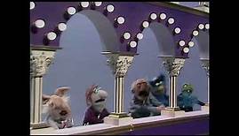 The Muppet Show - 502: Loretta Swit - Intro (1980)