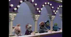 The Muppet Show - 502: Loretta Swit - Intro (1980)