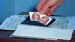How To Affix a Photo To a Passport Application