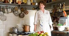 Julie & Julia Full Movie Facts And Review / Meryl Streep / Amy Adams