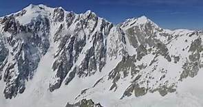 Il Rifugio Quintino Sella ai Rochers del Monte Bianco