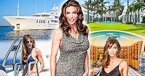 Sylvester Stallone´s Wife: Jennifer Flavin Lifestyle 2023 - Celebrity Marriages & Relationships