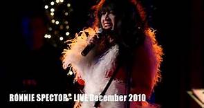 Ronnie Spector - Best Christmas Ever (Live, December 2010)
