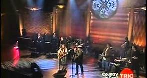 Willie Nelson, Sheryl Crow & Vince Gill - "For What It's Worth" (Live)
