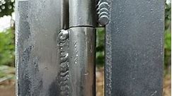 Fence gates are often lost because welders don't know how to install safe and strong door hinges