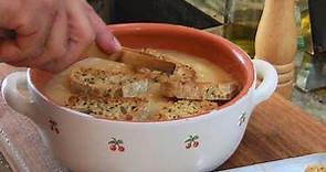 ZUPPA DI CIPOLLE tutto IN UNA PENTOLA Ricetta zuppa di cipolle FACILE con crostini e formaggio