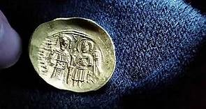 1185-95 Gold Hyperpyron of Isaac II Angelos Emperor at Constantinople