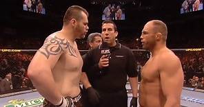 Underdog: Randy Couture's iconic win vs UFC Champion Tim Sylvia