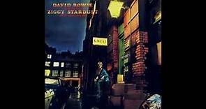 David Bowie: -The Rise And Fall of Ziggy Stardust and the Spiders from Mars.[Full Album]