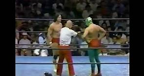 Ricky Steamboat vs Mil Mascaras 1981 08 22