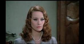 Claudine Auger dans Flic Story (1975) - toutes les scènes