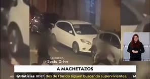Dos hombres se enfrentan con machetes en plena calle en Hospitalet de Llobregat