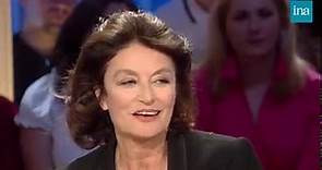 😍 Anouk Aimée, le charme d'une star chez Thierry Ardisson - 2004