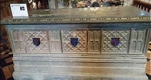 Una "visita" a la tumba de Edmundo Tudor, conde de Richmond. El padre del rey Enrique VII.
