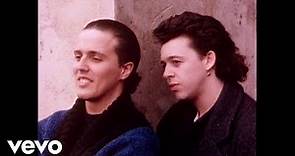 Tears For Fears - Everybody Wants To Rule The World (Official Archive Video)