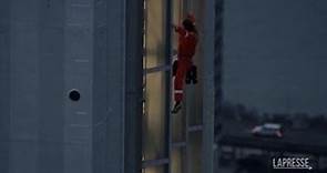 Jared Leto scala l'Empire State Building per promuovere il nuovo tour mondiale dei Thirty...