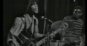 Luther "Snake Boy" Johnson - live 1973