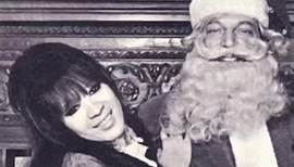 During Ronnie’s Christmas shows, she would always say,“Santa was my first love, I just loved everything about him!” | Ronnie Spector