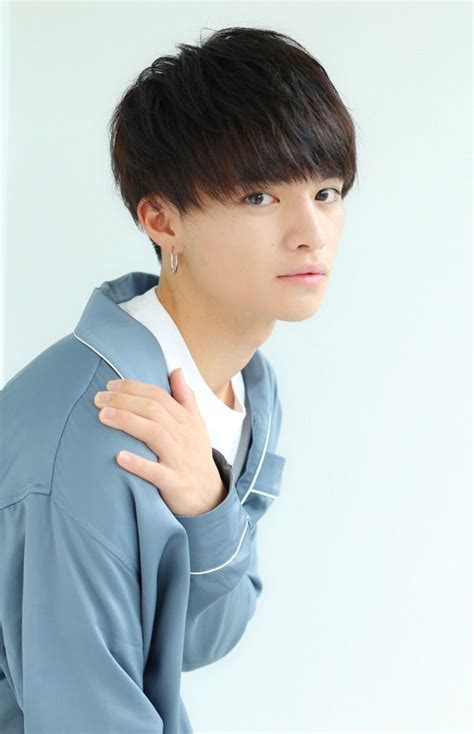 中学生　男子　髪型　マッシュ
