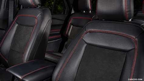 Interior of the 2022 Ford Explorer ST