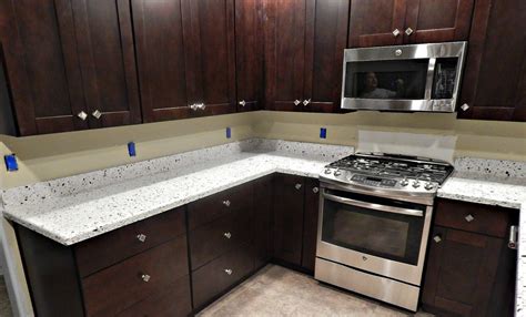 4 inch quartz backsplash