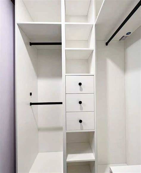 4x4 closet
