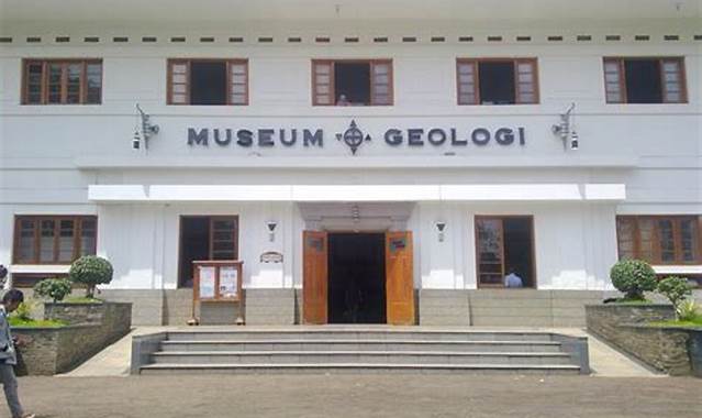 9 Museum Geologi