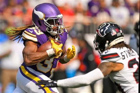 Aaron Jones Depth Chart