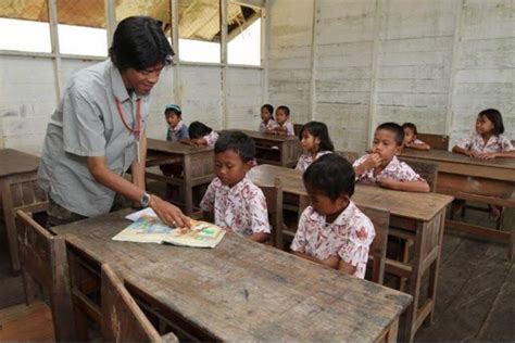 Akses Pendidikan di Indonesia