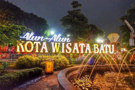 Alun-Alun Batu
