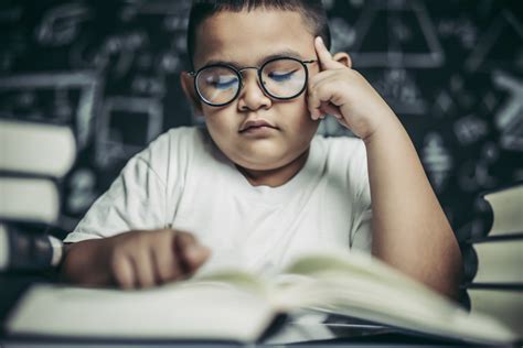 Anak Fokus Belajar