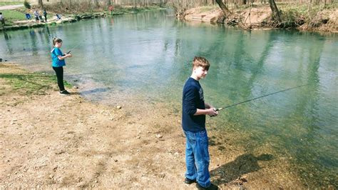 Bennett Springs Fishing