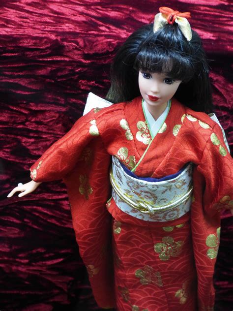 Boneka Barbie Jepang Kimono