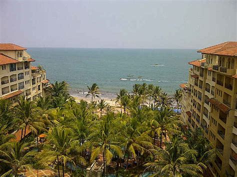 Carita Beach Hotel