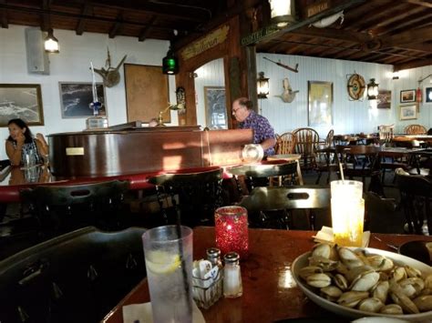 Chart Room Restaurant Cataumet Ma