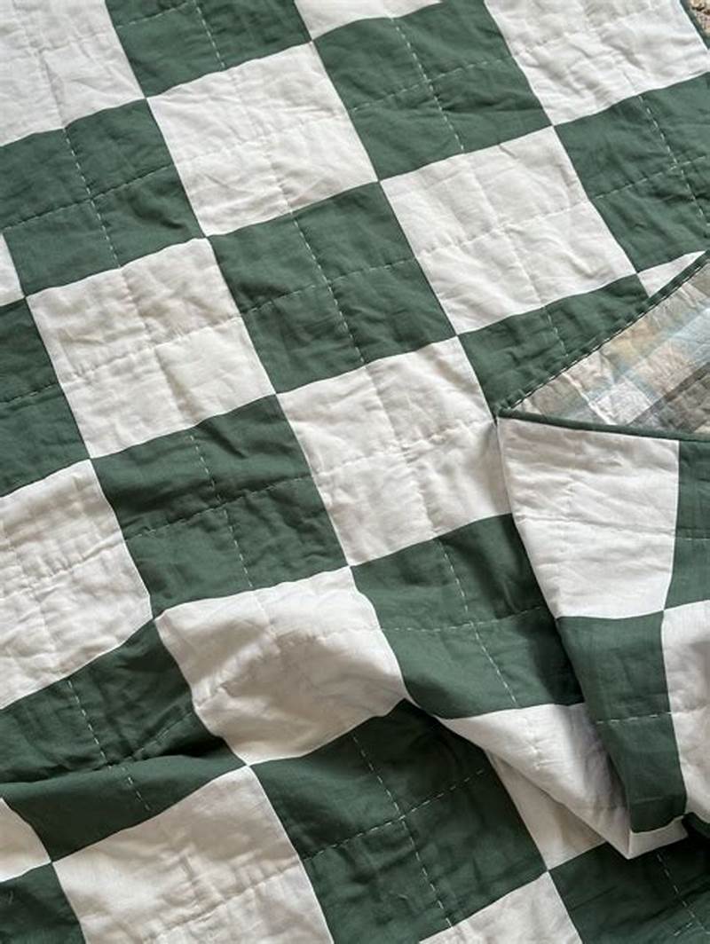 Checkered Quilt Pattern