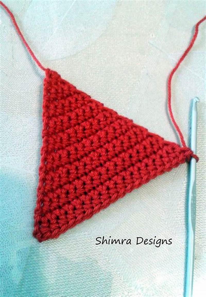Crochet Pattern Triangle