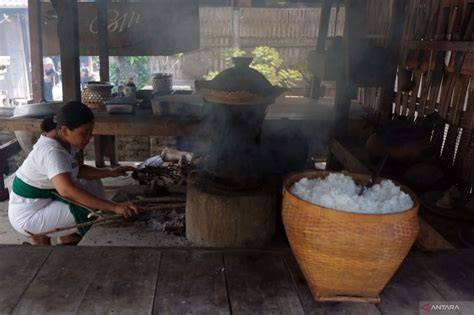 Paon Bali