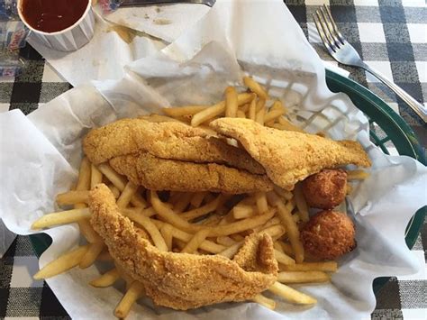 Delivery and Carryout Options of Flying Fish Dallas