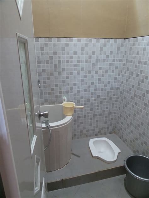 desain kamar mandi rumah kontrakan minimalis