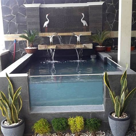 desain kolam ikan depan rumah tradisional