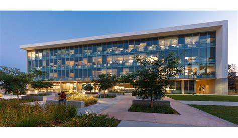 El Camino College Course Catalog Spring 2016