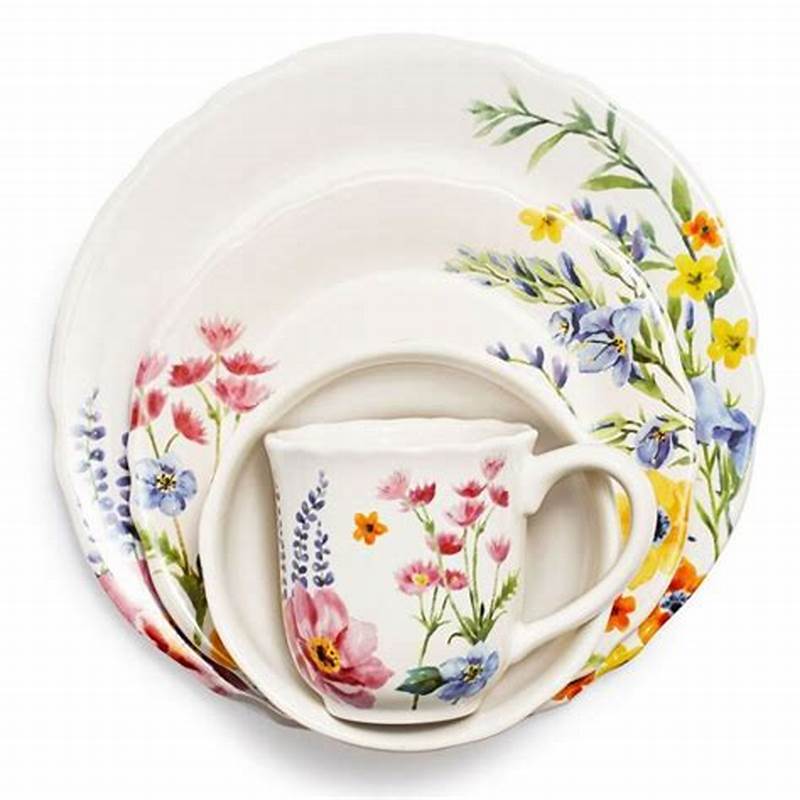 Flower Pattern Dinnerware
