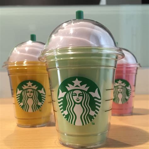 Gelas Warna-warni Minum Starbuck