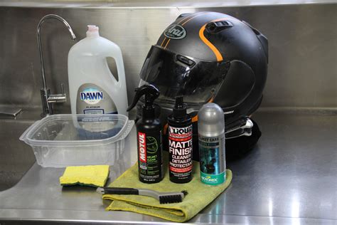 Helmet Cleaning Tools