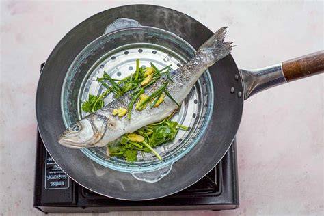 How Steam Cooking Preserves Fish Texture and Moisture