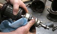 How to Fix a Stuck Starter On a Car without Taking It Off
