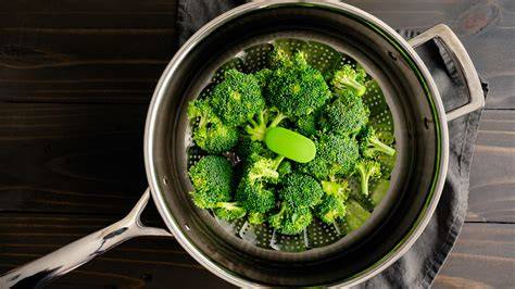 How to Steam Vegetables Without Losing Their Color