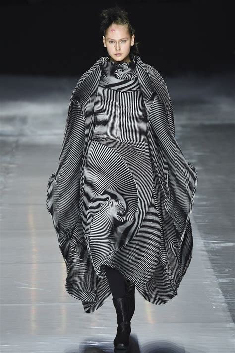 Issey Miyake Clothing Patterns