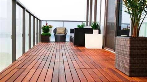 kayu untuk desain balkon
